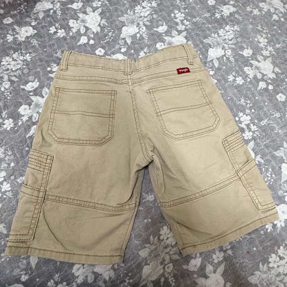 Wrangler Kids' Tan Cargo Shorts - Picture 6 of 10